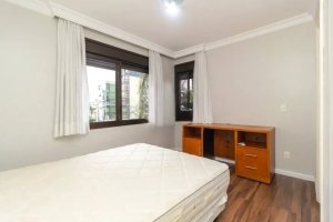Apartamento com 112m², 3 dormitórios no bairro Petrópolis em Porto Alegre para Alugar