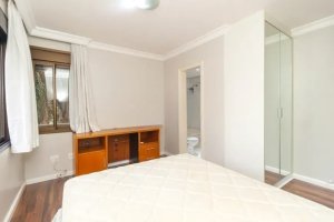 Apartamento com 112m², 3 dormitórios no bairro Petrópolis em Porto Alegre para Alugar
