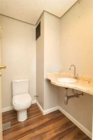 Apartamento com 112m², 3 dormitórios no bairro Petrópolis em Porto Alegre para Alugar