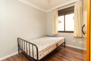 Apartamento com 112m², 3 dormitórios no bairro Petrópolis em Porto Alegre para Alugar