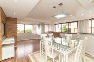 Apartamento com 112m², 3 dormitórios no bairro Petrópolis em Porto Alegre para Alugar