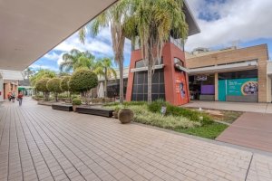 Salas/Conjuntos com 28m² no bairro Cristal em Porto Alegre para Alugar