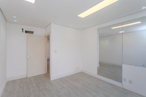Salas/Conjuntos com 28m² no bairro Cristal em Porto Alegre para Alugar