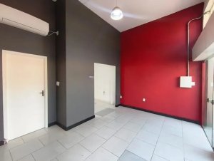 Loja com 70m² no bairro Petrópolis em Porto Alegre para Alugar