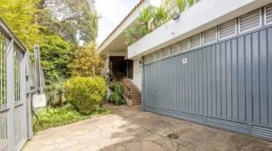 Casa com 310m², 3 dormitórios no bairro Boa Vista em Porto Alegre para Alugar