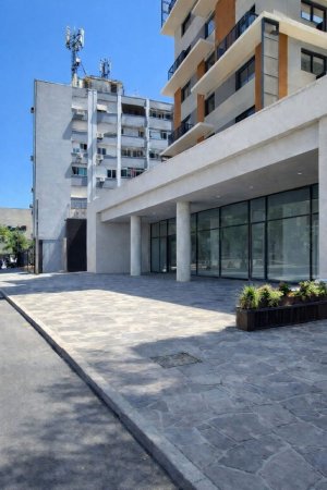 Loja com 590m² no bairro Cidade Baixa em Porto Alegre para Alugar