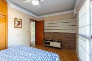 Casa com 300m², 4 dormitórios no bairro Sarandi em Porto Alegre para Alugar