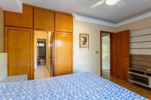 Casa com 300m², 4 dormitórios no bairro Sarandi em Porto Alegre para Alugar
