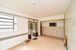 Casa com 240m², 4 dormitórios no bairro Sarandi em Porto Alegre para Alugar