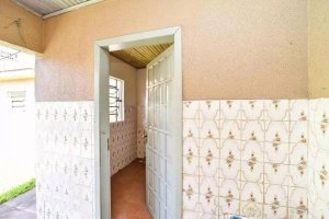 Casa com 240m², 4 dormitórios no bairro Sarandi em Porto Alegre para Alugar