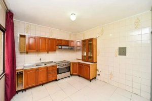 Casa com 240m², 4 dormitórios no bairro Sarandi em Porto Alegre para Alugar