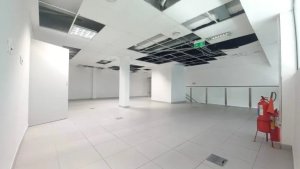 Loja com 520m² no bairro São João em Porto Alegre para Alugar