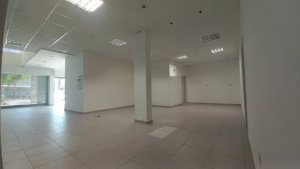 Loja com 520m² no bairro São João em Porto Alegre para Alugar