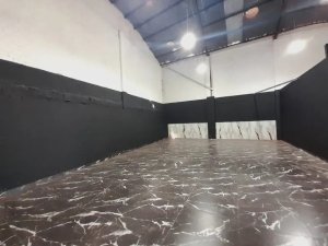 Depósito com 430m² no bairro Sarandi em Porto Alegre para Alugar