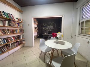 Casa comercial com 250m² no bairro Floresta em Porto Alegre para Alugar