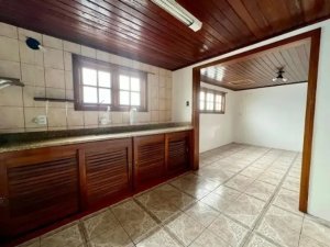 Apartamento com 200m², 3 dormitórios no bairro São João em Porto Alegre para Alugar