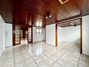 Apartamento com 200m², 3 dormitórios no bairro São João em Porto Alegre para Alugar
