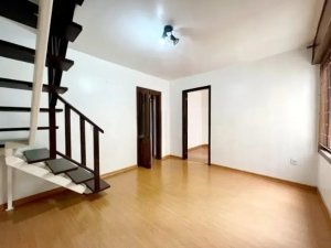 Apartamento com 200m², 3 dormitórios no bairro São João em Porto Alegre para Alugar