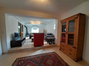 Apartamento com 200m², 2 dormitórios no bairro Bela Vista em Porto Alegre para Alugar