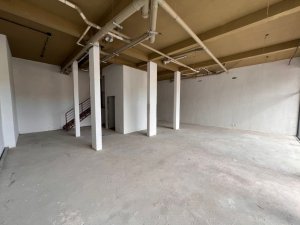 Loja com 117m² no bairro Chácara das Pedras em Porto Alegre para Alugar