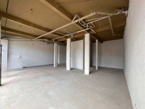 Loja com 117m² no bairro Chácara das Pedras em Porto Alegre para Alugar