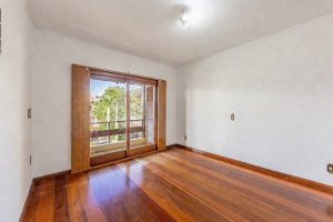 Casa comercial com 230m² no bairro São Geraldo em Porto Alegre para Alugar
