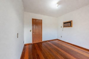 Casa comercial com 230m² no bairro São Geraldo em Porto Alegre para Alugar