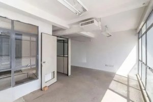 Prédio Comercial com 619m² no bairro Santana em Porto Alegre para Alugar
