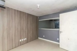 Prédio Comercial com 619m² no bairro Santana em Porto Alegre para Alugar