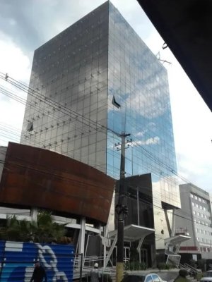 Prédio Comercial com 4.710m² no bairro Anchieta em Porto Alegre para Alugar