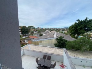 Apartamento com 49m², 2 dormitórios no bairro Jardim do Salso em Porto Alegre para Alugar