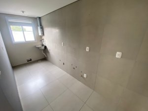 Apartamento com 49m², 2 dormitórios no bairro Jardim do Salso em Porto Alegre para Alugar