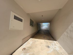 Casa com 230m², 4 dormitórios no bairro Jardim São Pedro em Porto Alegre para Alugar