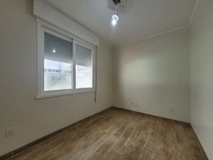 Casa com 230m², 4 dormitórios no bairro Jardim São Pedro em Porto Alegre para Alugar
