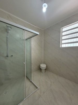 Casa com 230m², 4 dormitórios no bairro Jardim São Pedro em Porto Alegre para Alugar