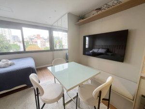Apartamento com 29m², 1 dormitório no bairro Mont Serrat em Porto Alegre para Alugar