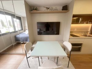 Apartamento com 29m², 1 dormitório no bairro Mont Serrat em Porto Alegre para Alugar