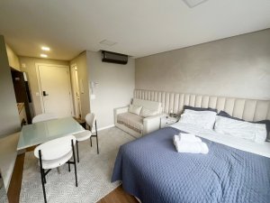 Apartamento com 29m², 1 dormitório no bairro Mont Serrat em Porto Alegre para Alugar
