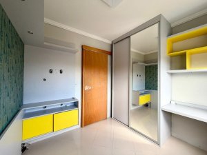 Apartamento com 90m², 3 dormitórios no bairro Petrópolis em Porto Alegre para Alugar