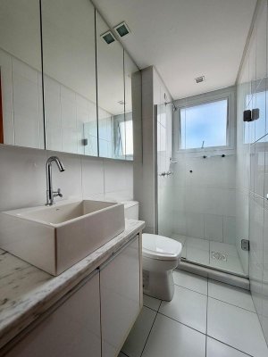Apartamento com 90m², 3 dormitórios no bairro Petrópolis em Porto Alegre para Alugar