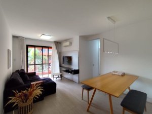 Apartamento com 75m², 3 dormitórios no bairro Chácara das Pedras em Porto Alegre para Alugar