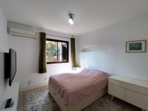 Apartamento com 75m², 3 dormitórios no bairro Chácara das Pedras em Porto Alegre para Alugar