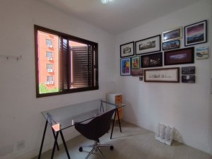 Apartamento com 75m², 3 dormitórios no bairro Chácara das Pedras em Porto Alegre para Alugar