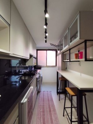 Apartamento com 75m², 3 dormitórios no bairro Chácara das Pedras em Porto Alegre para Alugar