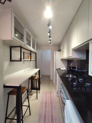 Apartamento com 75m², 3 dormitórios no bairro Chácara das Pedras em Porto Alegre para Alugar