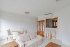 Apartamento com 73m², 2 dormitórios no bairro Higienópolis em Porto Alegre para Alugar