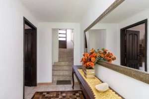 Casa com 287m², 3 dormitórios no bairro Higienópolis em Porto Alegre para Alugar