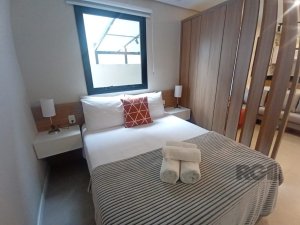 Apartamento com 45m², 1 dormitório no bairro Centro Histórico em Porto Alegre para Alugar