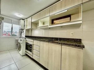 Apartamento com 63m², 2 dormitórios no bairro Santana em Porto Alegre para Alugar