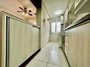 Apartamento com 63m², 2 dormitórios no bairro Santana em Porto Alegre para Alugar